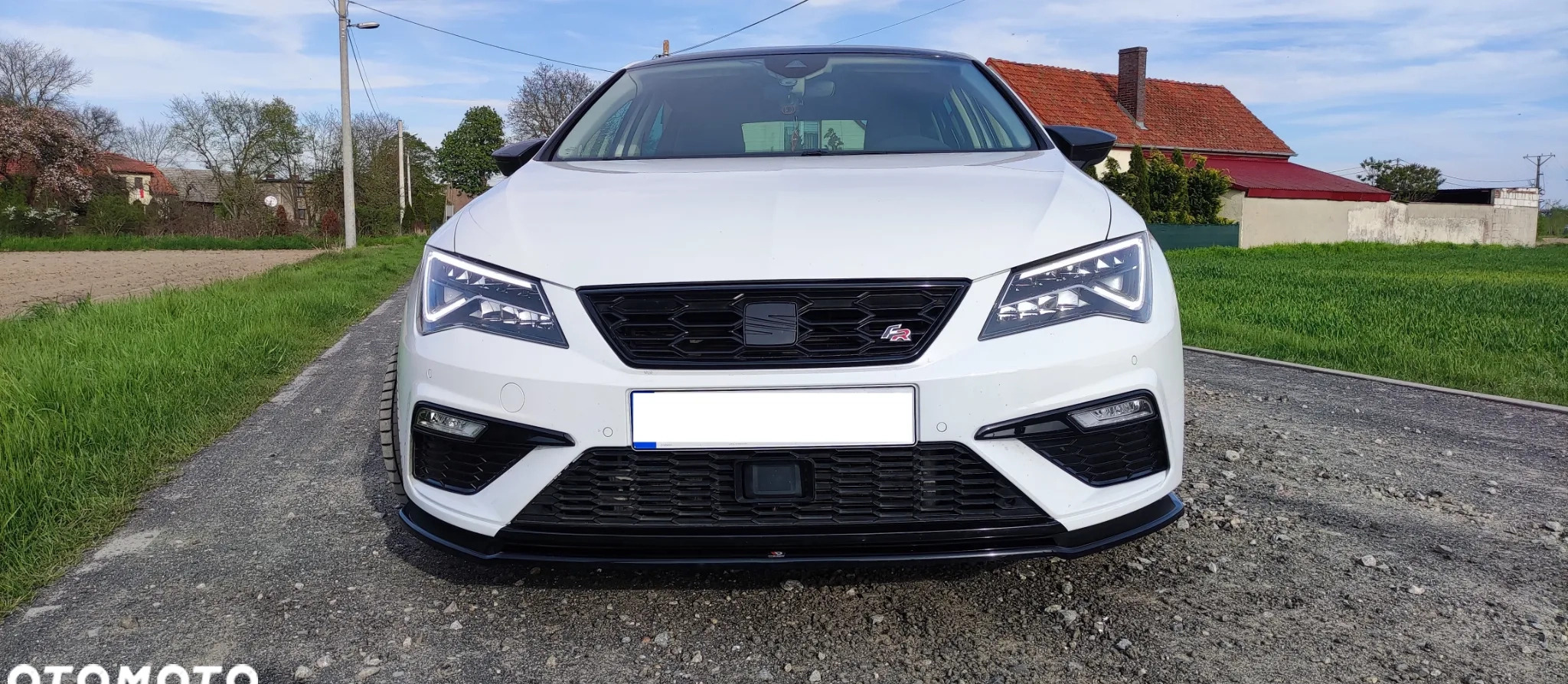 Seat Leon cena 79999 przebieg: 100000, rok produkcji 2019 z Wrocław małe 172